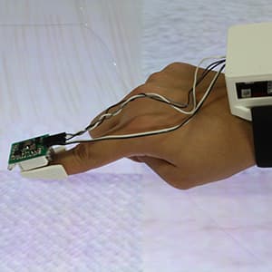 情報投影と投影対象最適化による視触覚重畳提示